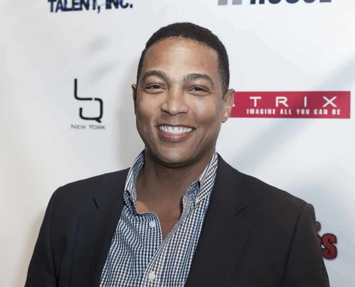 shutterstock_156058751 smiling man at event backdrop